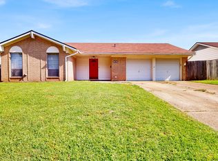 1506 Holiday Pl, Bossier City, LA 71112