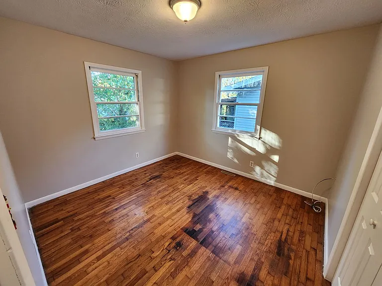 1319 S Prince Ln — Photo 16