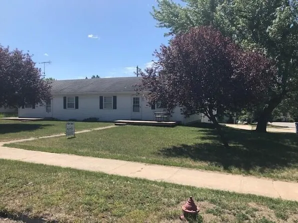 302 E Main St, Marion, MI 49665