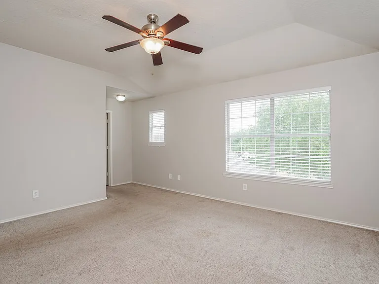 2823 Cypress Island Dr — Photo 11