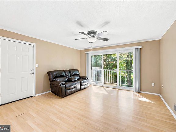 5th image of 43 Aspen Ct