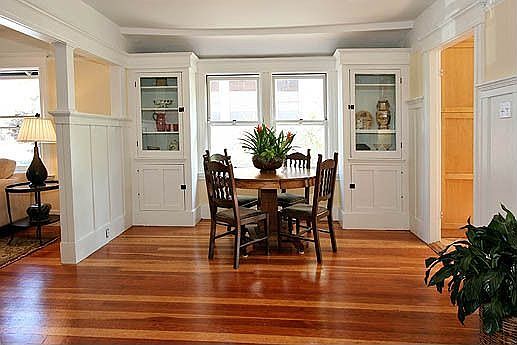 ...and lovely built-ins