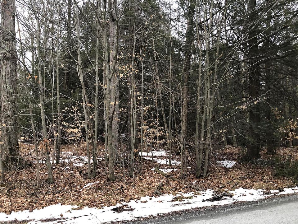 2nd image of 32 Shadyside Dr