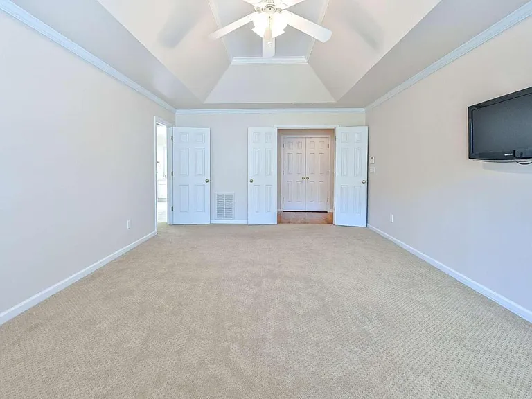 345 Eastcote Dr — Photo 27