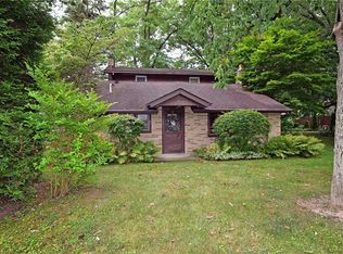 9674 Berlin Heights Dr, Deerfield, OH 44411