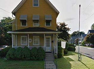 20 Holbrook St, Ansonia, CT 06401