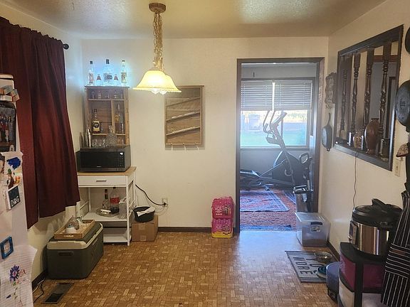 3rd image of 10298 W Utahna Rd