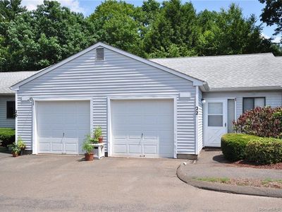 22 Knoll Lane #22, Weatogue, CT, 06089