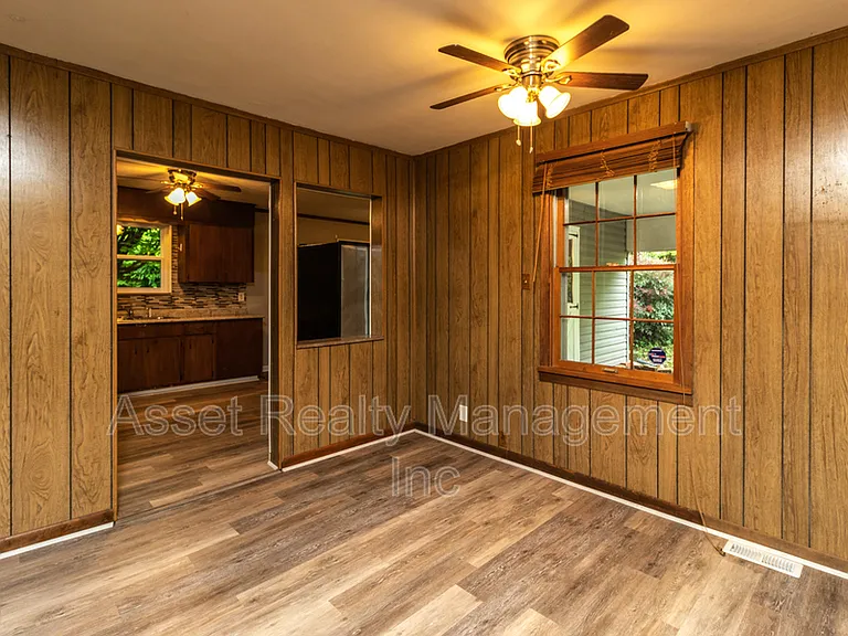 2313 Brice St — Photo 13