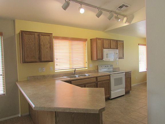 2nd image of 9850 E Emelita Ave