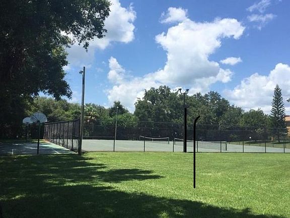 2nd image of 4515 W La Villa Ln