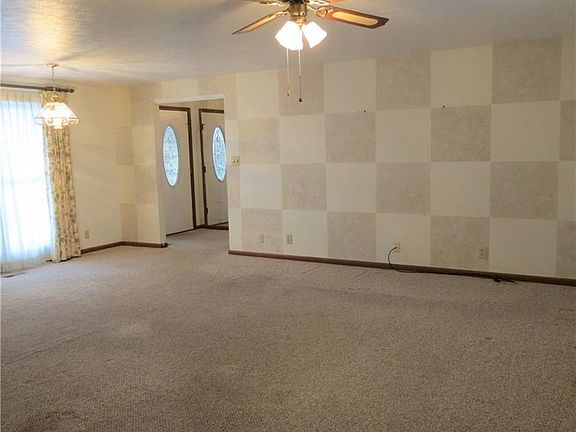 5th image of 183 Tranquility Ct