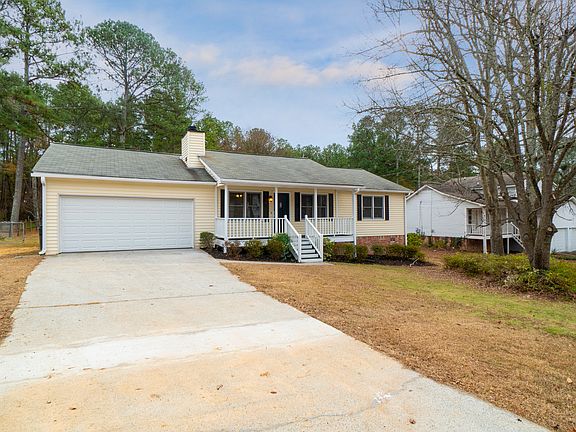 2nd image of 1730 Rose Garden Ln