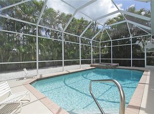 577 110th Ave N, Naples, FL 34108