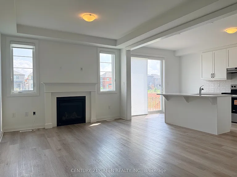 1257 Ferguson Dr #18 — Photo 2
