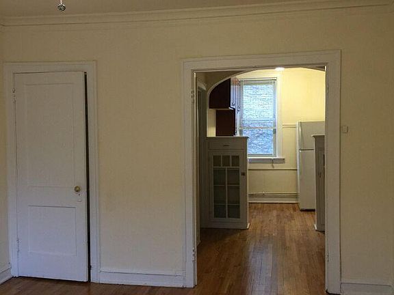 2nd image of 2619 W Wellington Ave APT 3D