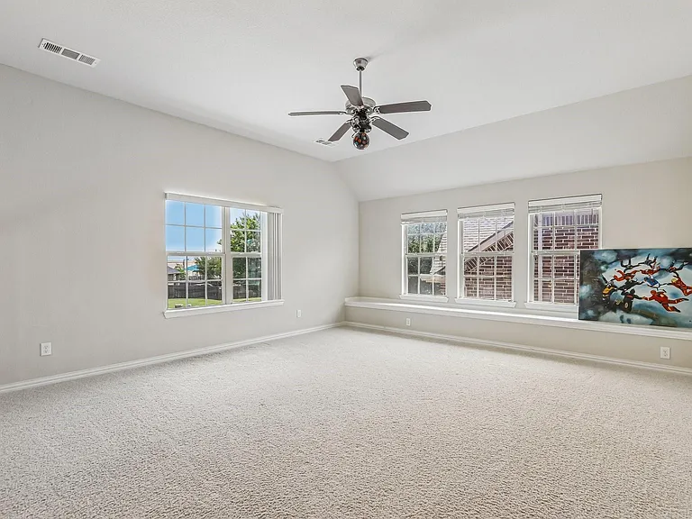1828 Houghton Dr — Photo 24