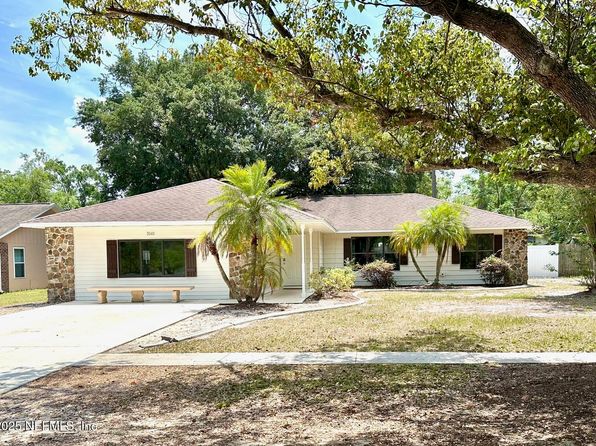 3040 MARY Lane, Mount Dora, FL 32757