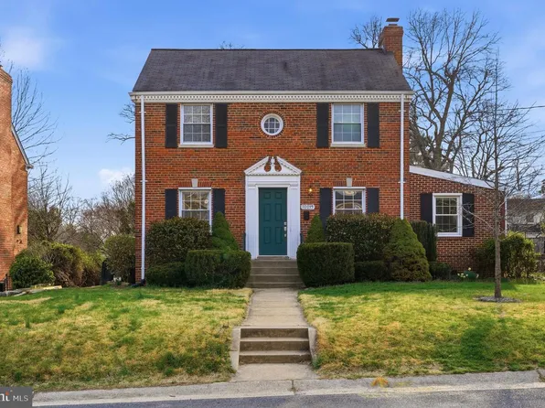 10015 Reddick Dr, Silver Spring, MD 20901