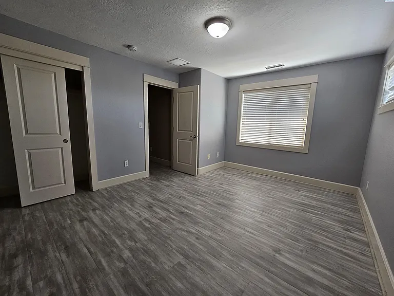 493 Columbia Point Dr — Photo 26