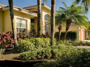 713 Grand Rapids Blvd, Naples, FL 34120