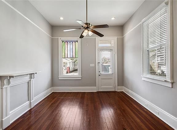 3rd image of 4171 Toulouse St