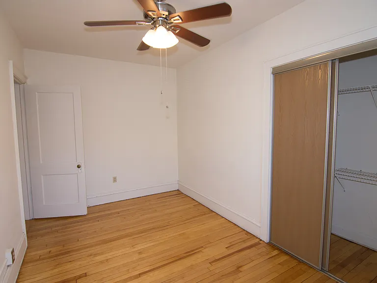 Stevens Square Apartments — Photo 165