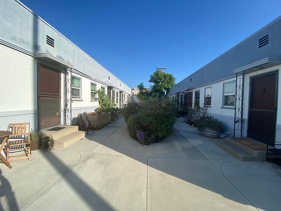 1st image of 2620 Santa Monica Blvd