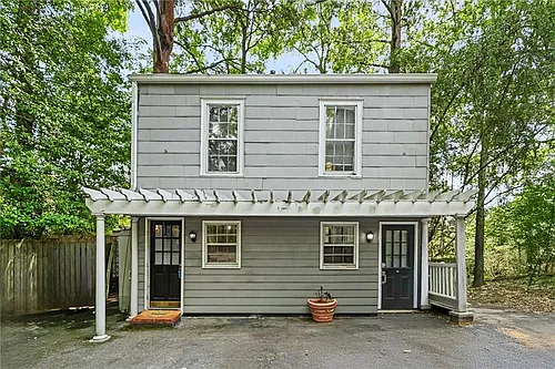 3635 Cantrell Rd NE Photo 1