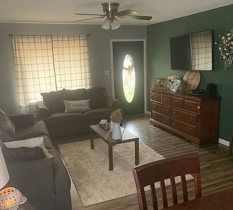 2nd image of 419 Monterrey Dr