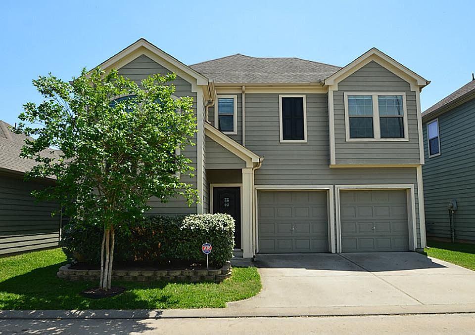 1st image of 6115 Gilman Trace Ln