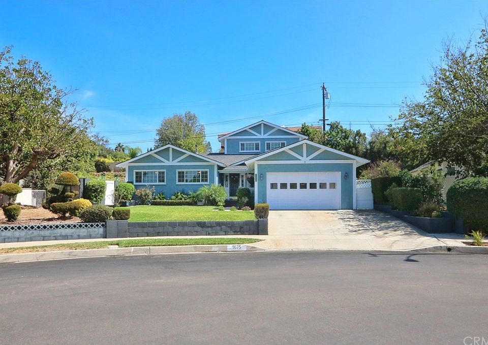 1st image of 1675 E Palm Dr