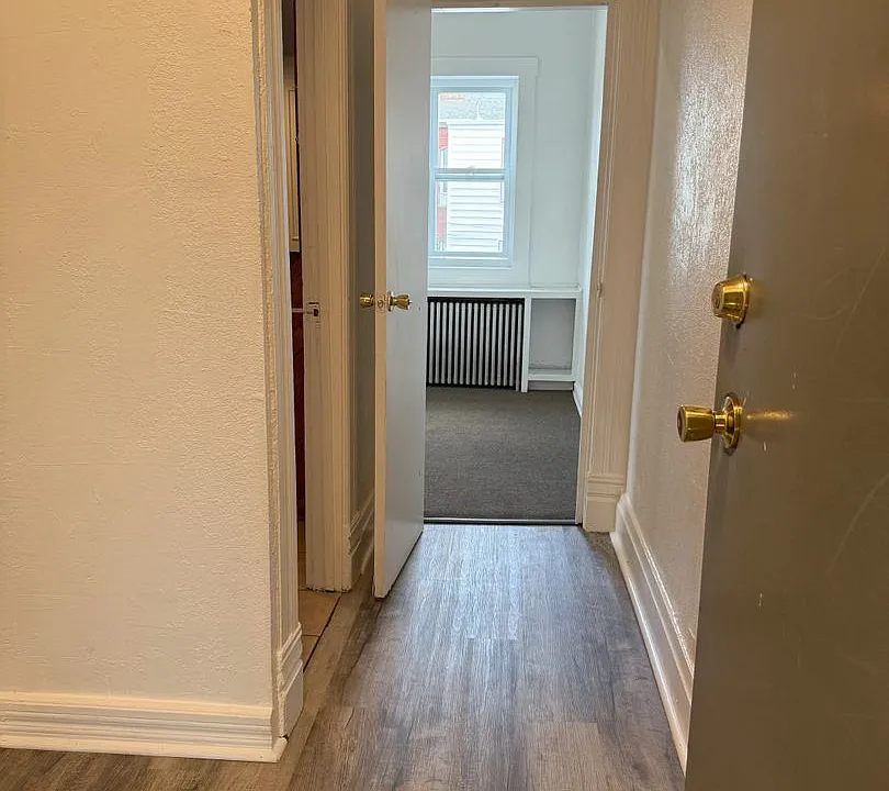 417 semple st first floor