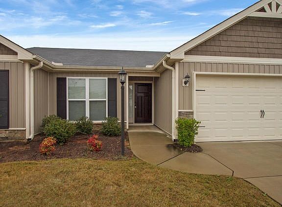 5th image of 3214 Alexandria Dr