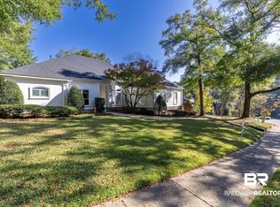 105 Pebble Ct, Fairhope, AL 36532