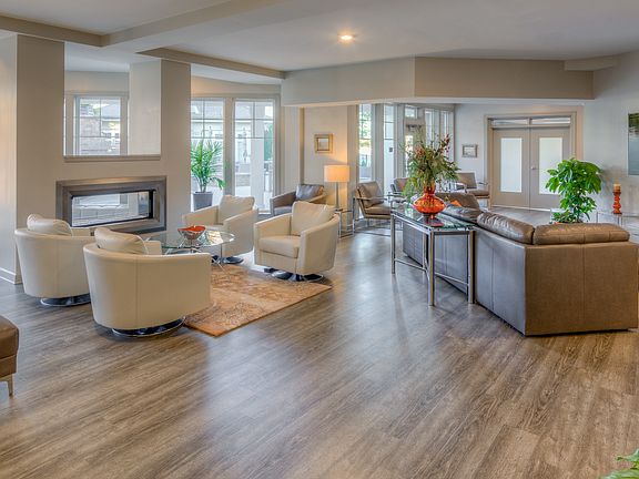 2nd image of 1015 Bolling Ave Unit 307