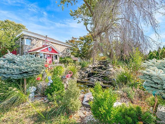 3rd image of 28 Riverside Avenue