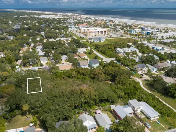 212 2nd St, Saint Augustine, FL 32080