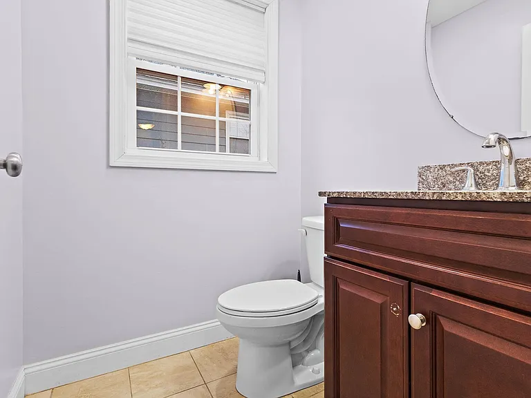 7 Butler Ave #5 — Photo 4