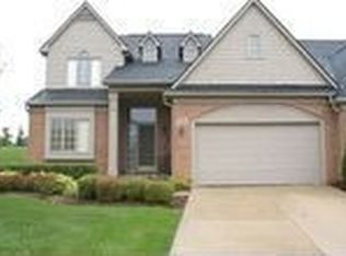 23627 Sawgrass Ct N #1, South Lyon, MI 48178