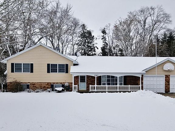 2nd image of 1360 Saint Joseph Cir