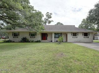 220 S Locksley Dr, Lafayette, LA 70508
