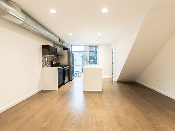 4th image of 1008 N 7th St #1A