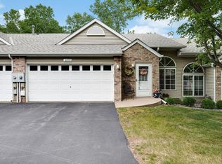 6055 Courtly Alcove UNIT D, Saint Paul, MN 55125