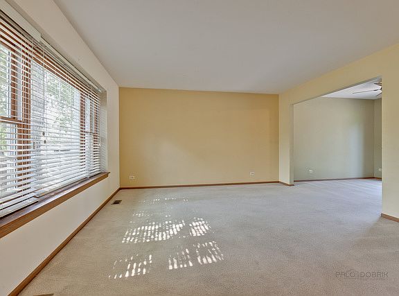 3rd image of 17370 W Dartmoor Dr