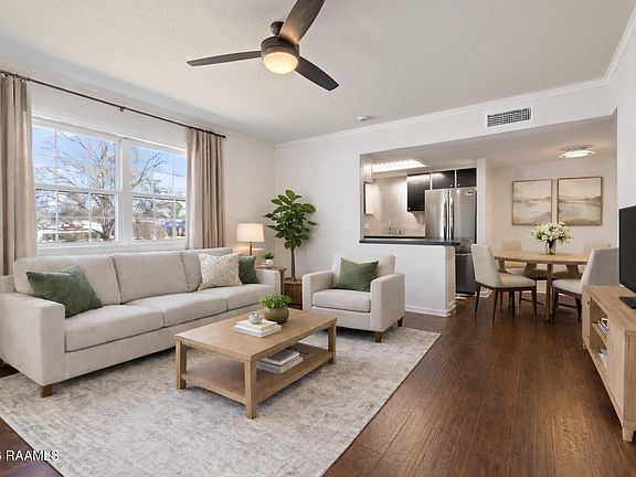 2nd image of 3121 Johnston St APT 217