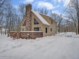 22 Uffleman Ln, Albrightsville, PA 18210