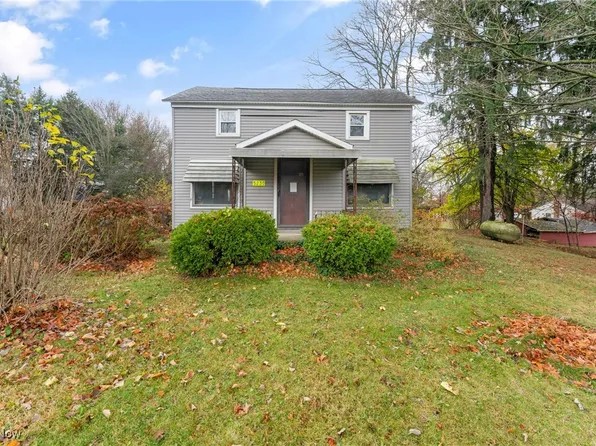 5230 State Route 7, New Waterford, OH 44445
