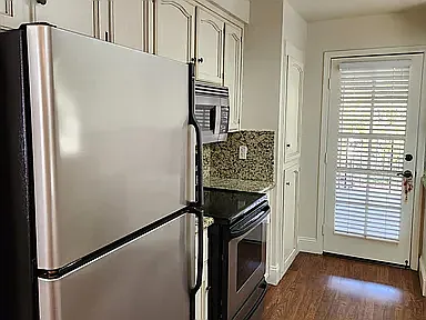8153 N Cedar Ave #219 — Photo 12