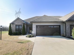 101 Twinson Ct, Paducah, KY 42001